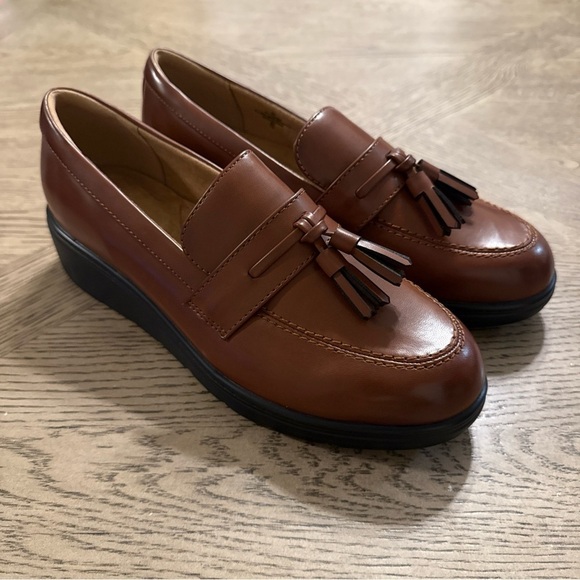 Easy Spirit Shoes - Easy Spirit Tracen3 Womens Size 9W  Moc Closed Toe Loafers,